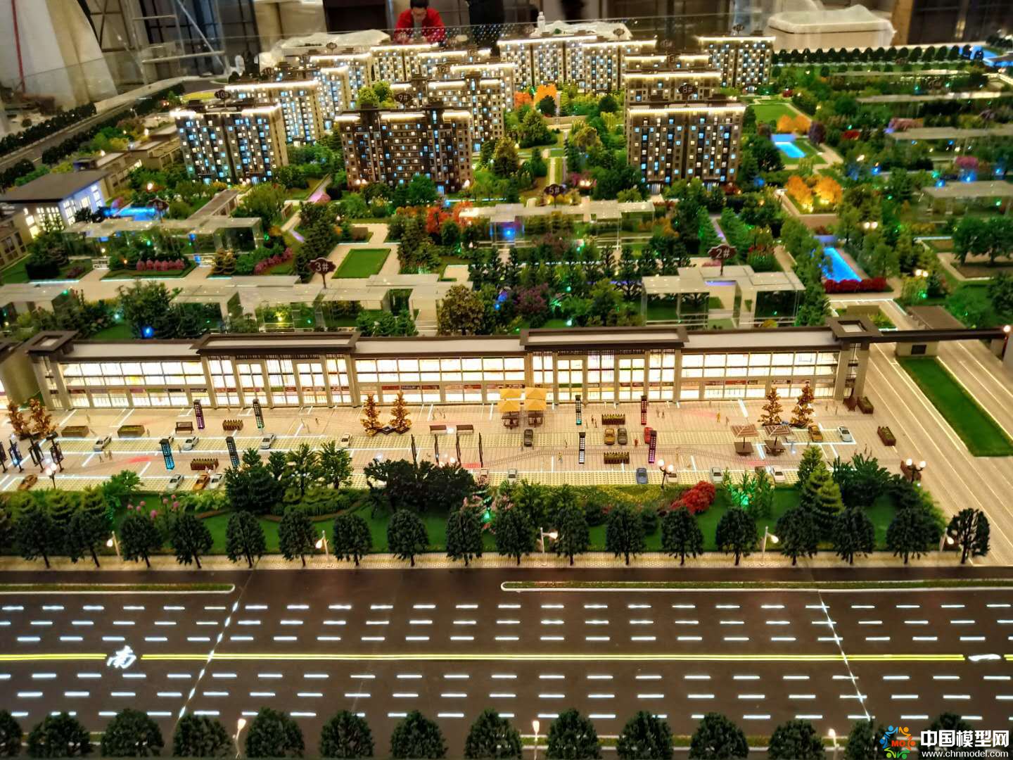 樓盤沙盤模型制作、別墅沙盤模型制作、城市規(guī)劃沙盤制作、建筑模型設(shè)計制作、工業(yè)模型設(shè)計制作、數(shù)字多媒體沙盤制作
