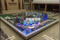 建筑模型是沙盤(pán)的一個(gè)部分，沙盤(pán)模型內(nèi)容更廣